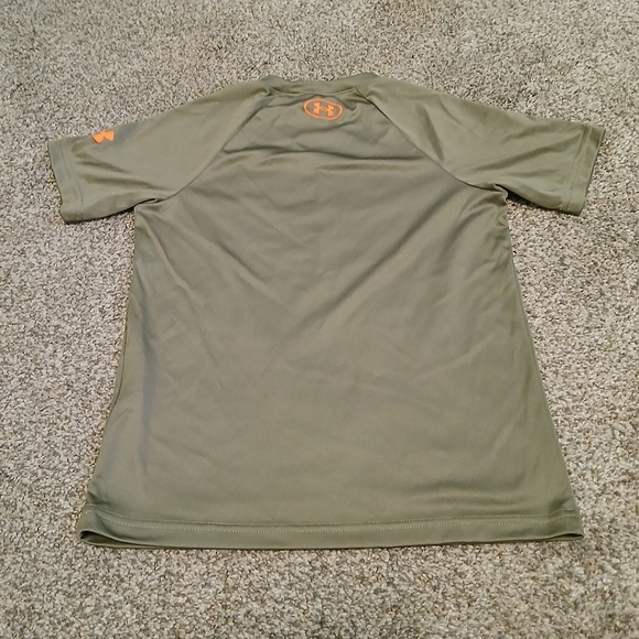 Under Armour Project Rock " Blood Sweat Respect " T-Shirt Boys Size Small - Picture 2 of 4